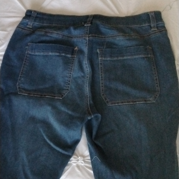 New York & Co. Women Jeans - Picture 4 of 5